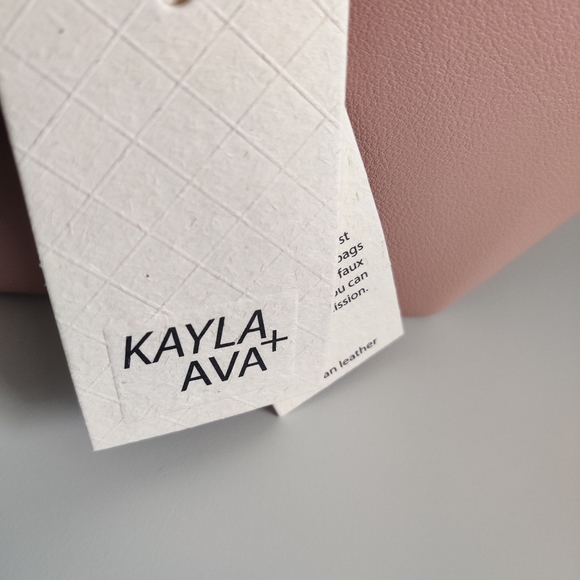 Kayla + Ava cross body bucket bag in blush pink - Picture 5 of 8